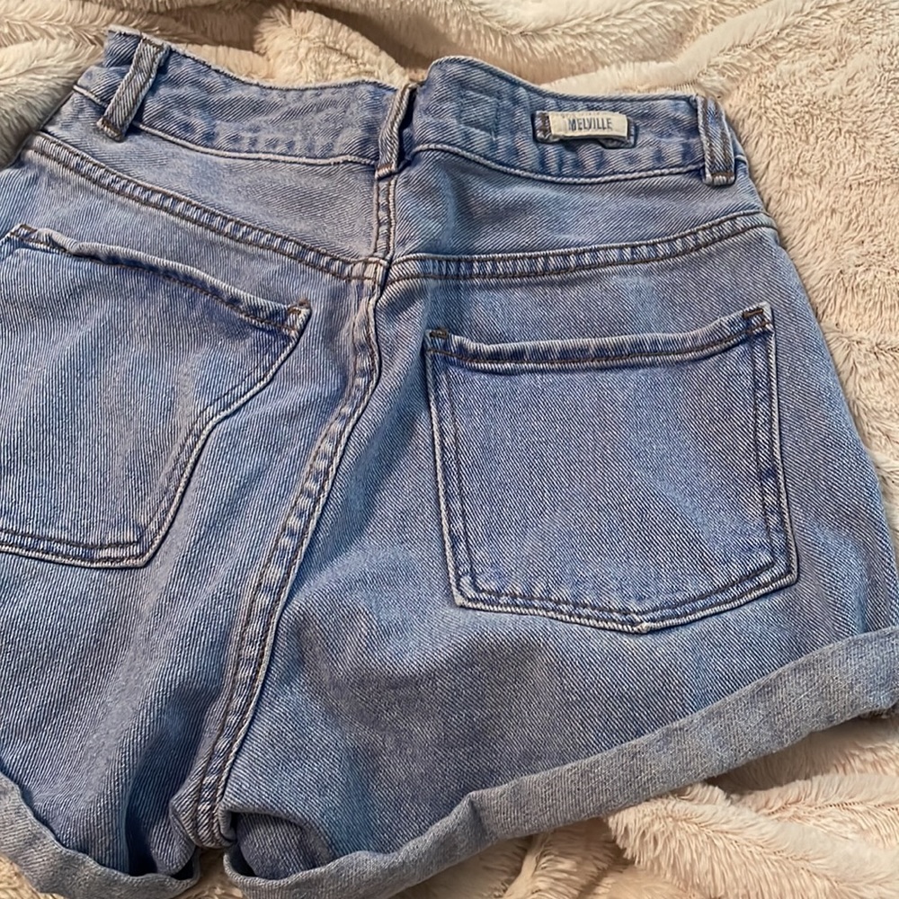 Brandy Melville Jeans Shorts - Picture 3 of 5